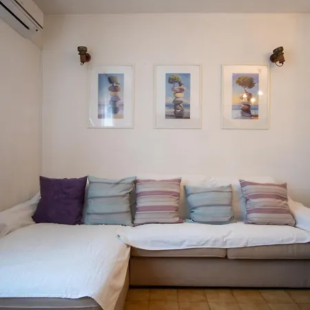 شقة Spacious 2-bedroom Near Center - Nata *