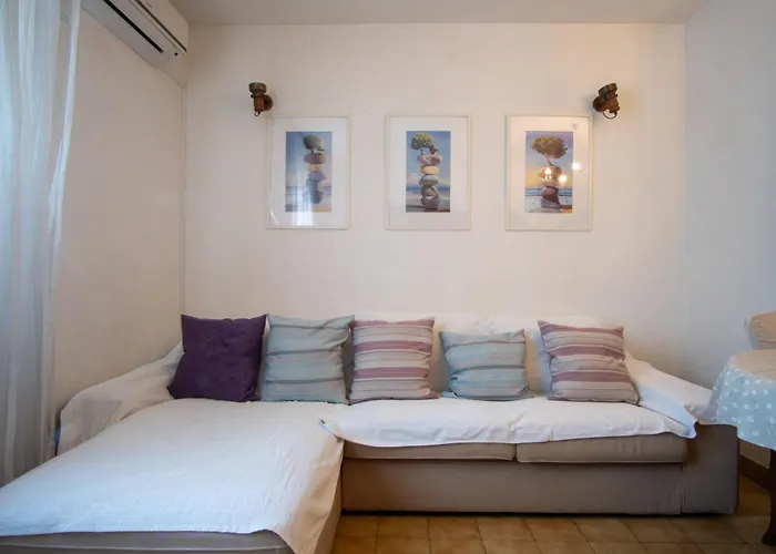 شقة Spacious 2-bedroom Near Center - Nata *