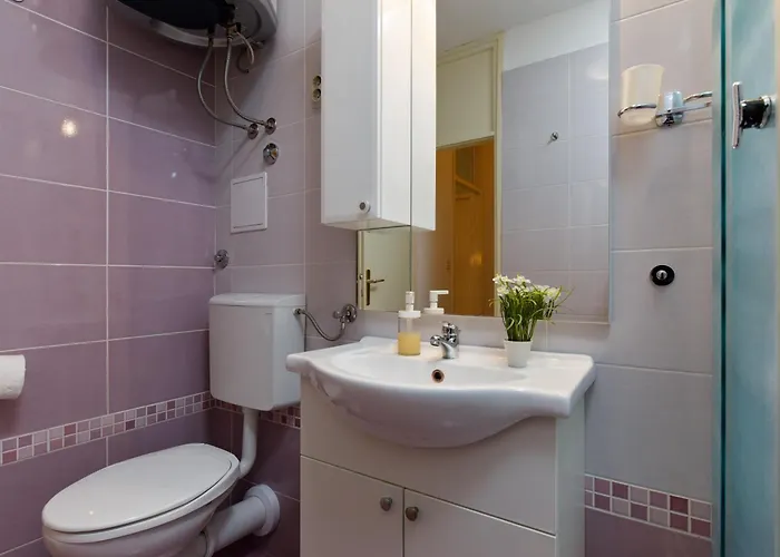 شقة Spacious 2-bedroom Near Center - Nata *